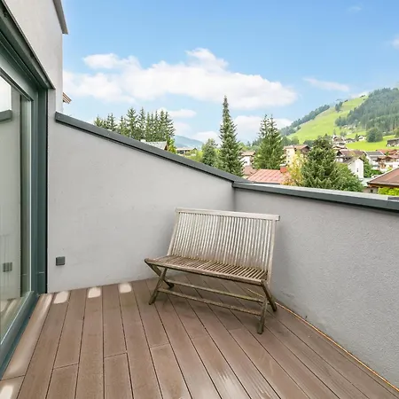 Penthouse Mountain View Apartmán *